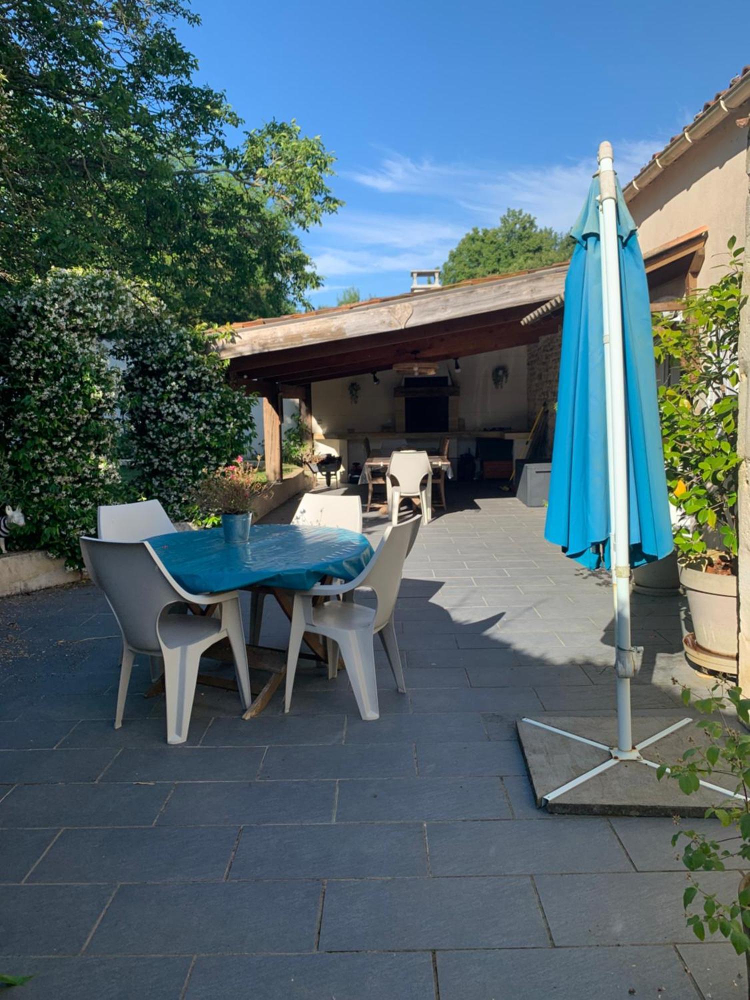 Vila Les 5 Timbres Montpellier-de-Médillan Exteriér fotografie