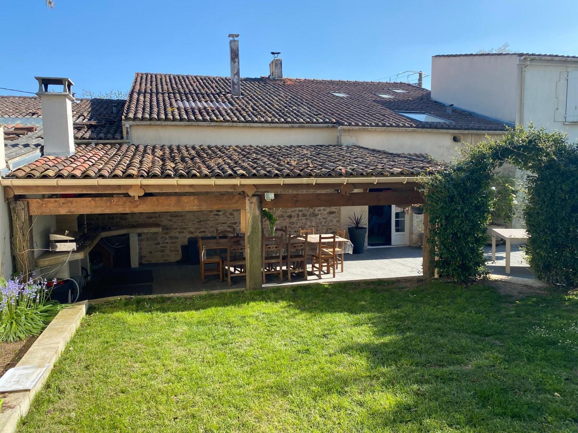 Vila Les 5 Timbres Montpellier-de-Médillan Exteriér fotografie